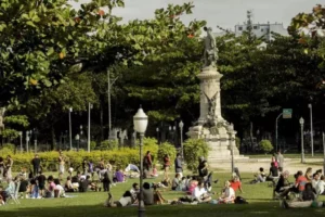 O que fazer no Rio - Praça Paris