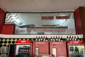 Enchendo Linguiça Celebra 20 Anos como Ícone Gastronômico do Rio de Janeiro